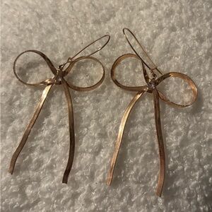 Rose Gold Bow Earrings